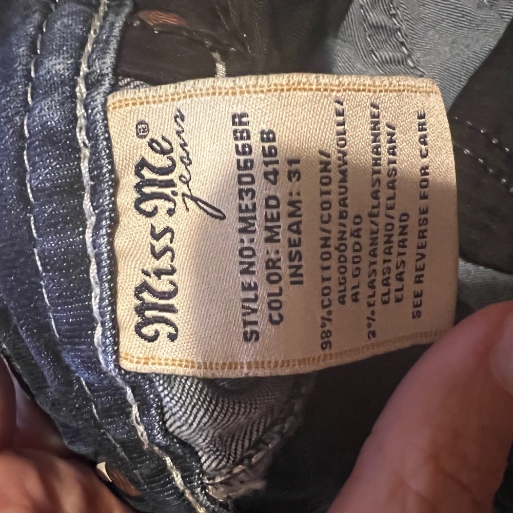 Miss Me boot cut distressed jeans in excellent condition. - Picture 6 of 7